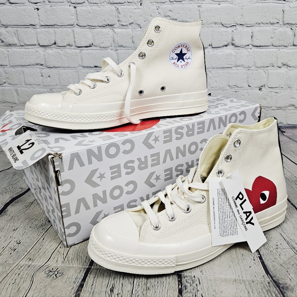 CONVERSE x COMME DES GARCONS PLAY | unisex high top lace-up heart sneakers